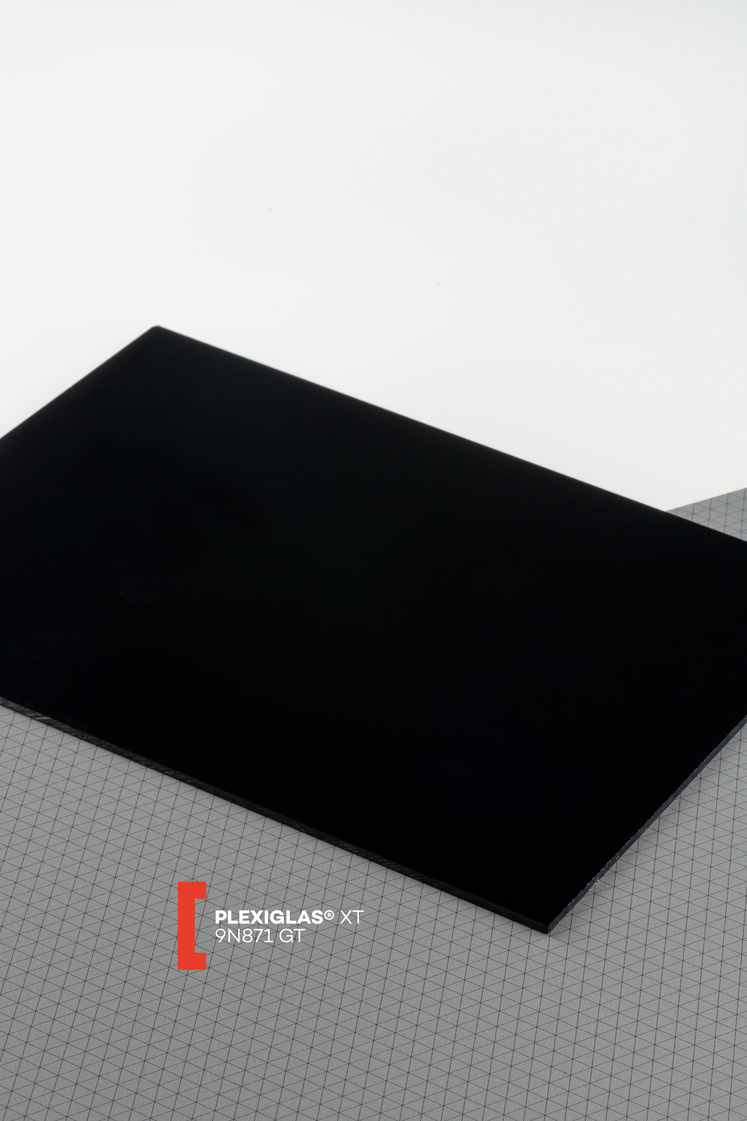 PLEXIGLAS XT BLACK GT ®